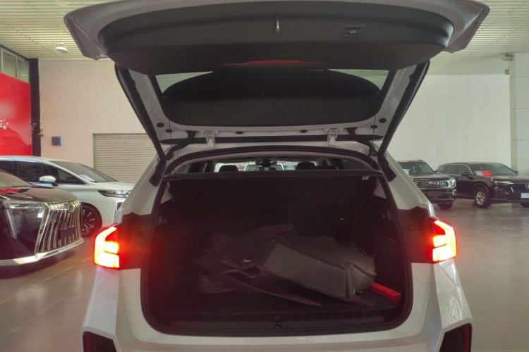 Used BMW X1 2024 sDrive25Li M Sport Package Trunk