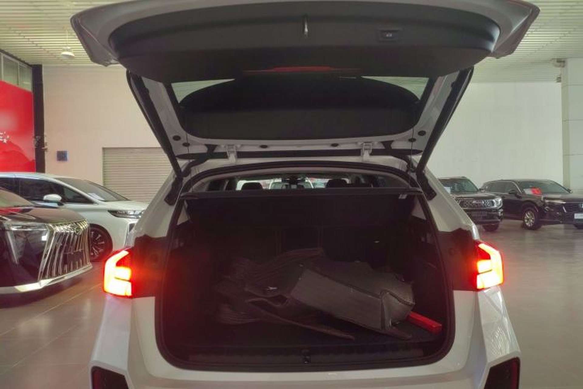 Used BMW X1 2024 sDrive25Li M Sport Package Trunk