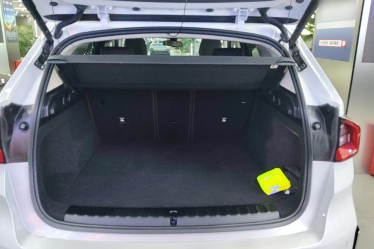 Used BMW X1 2024 sDrive25Li X Design Package Trunk
