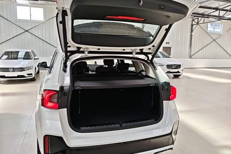 Used BMW X1 2024 sDrive25Li M Sport Package Trunk