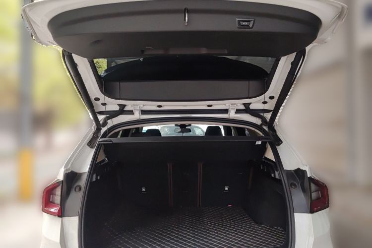 Used BMW X1 2024 sDrive25Li X Design Package Trunk