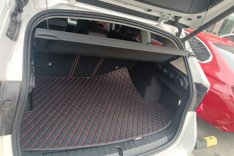 Used BMW X1 2024 sDrive25Li M Sport Package Trunk