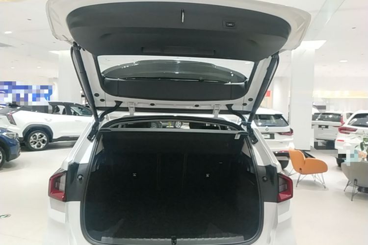 Used BMW X1 2024 sDrive25Li X Design Package Trunk