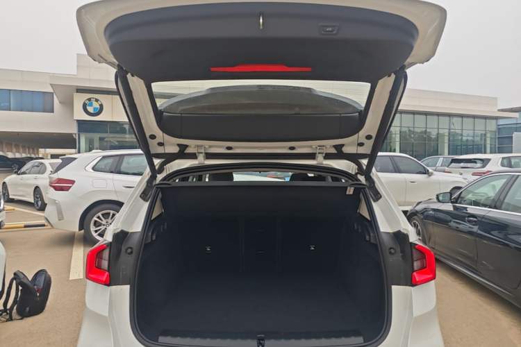 Used BMW X1 2024 sDrive25Li X Design Package Trunk