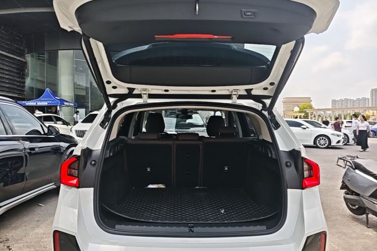Used BMW X1 2024 sDrive25Li M Sport Package Trunk