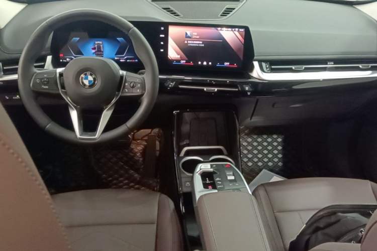 Used BMW X1 2025 Model sDrive25Li X Design Package Center Console