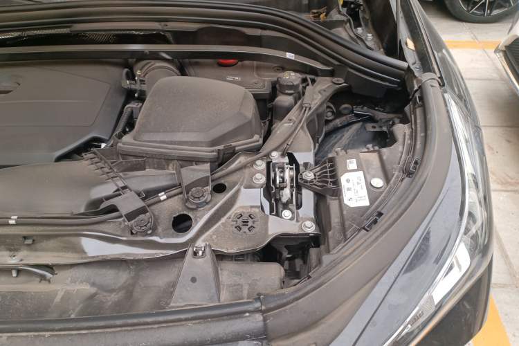 Used BMW X1 2025 Model sDrive25Li X Design Package Engine Bay Left