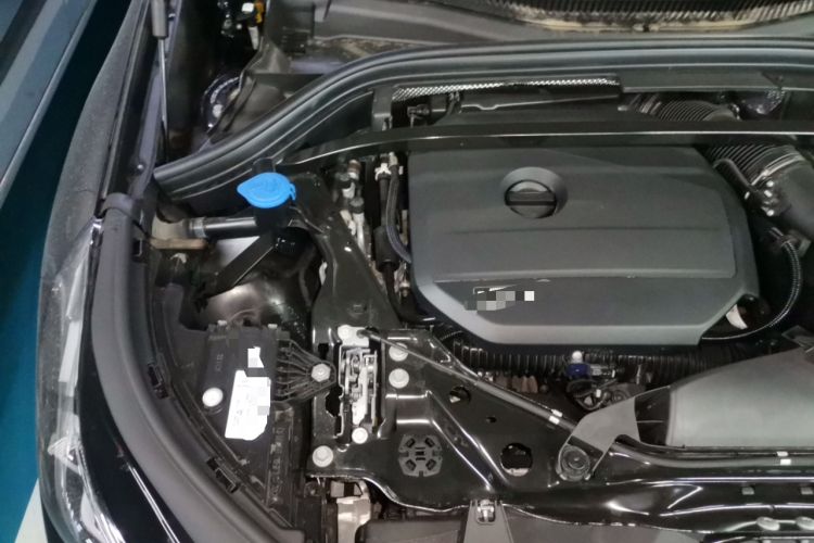 Used BMW X1 2025 Model sDrive25Li X Design Package Engine Bay Right