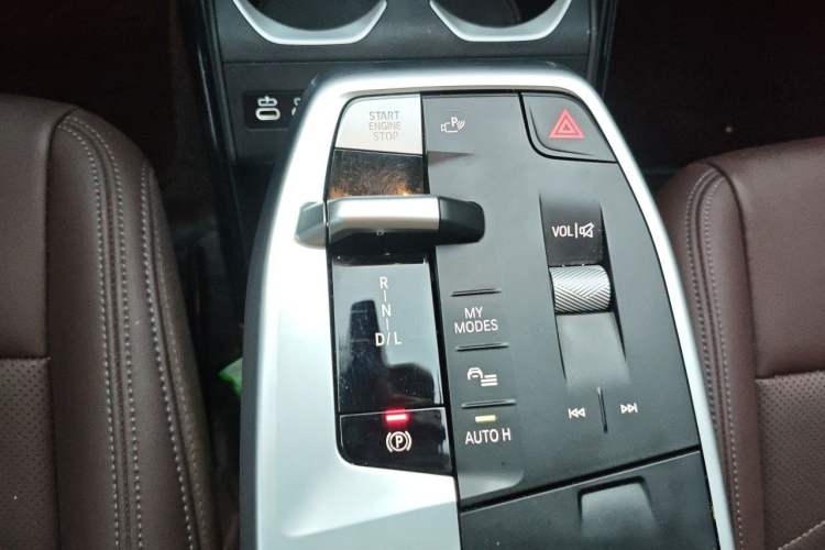 Used BMW X1 2025 Model sDrive25Li X Design Package Gear Lever