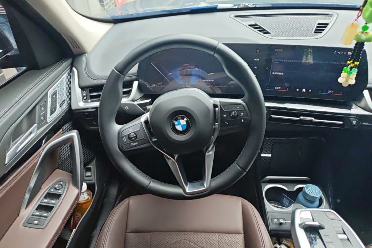 Used BMW X1 2025 Model sDrive25Li X Design Package Steering Wheel