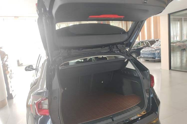Used BMW X1 2025 Model sDrive25Li M Sport Package Trunk