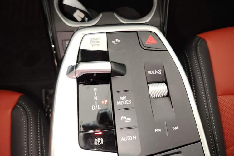 Used BMW X1 2025 Model sDrive25Li X Design Package Gear Lever