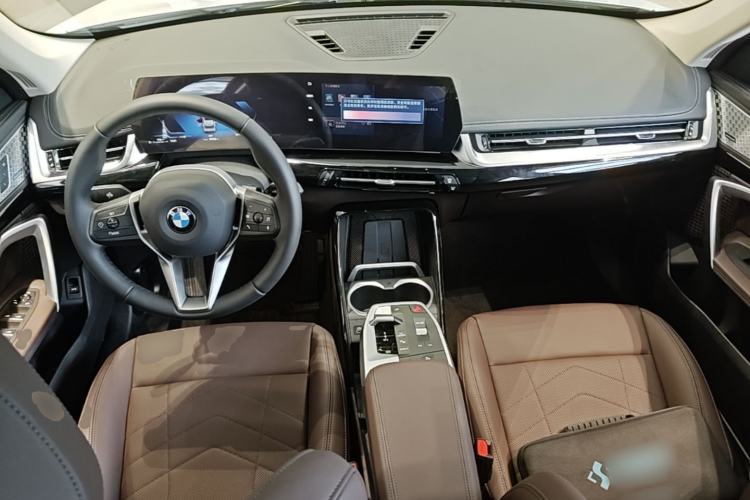 Used BMW X1 2025 Model sDrive25Li X Design Package Center Console