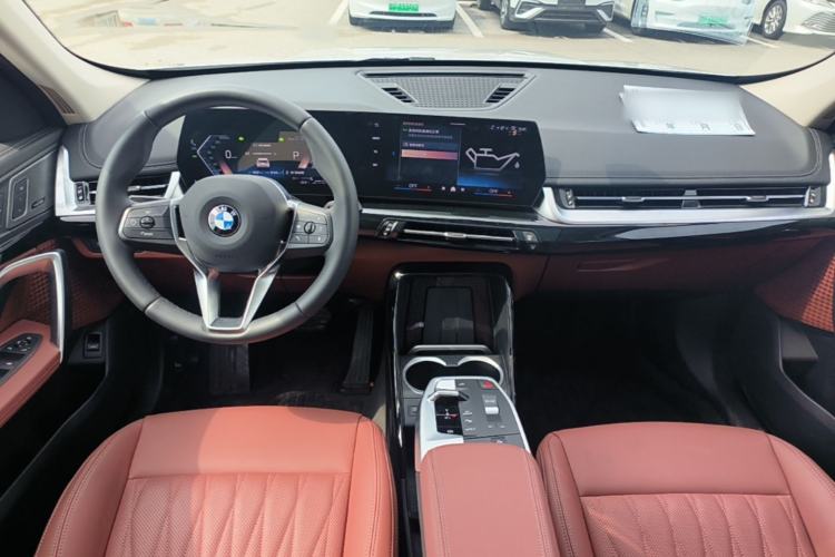 Used BMW X1 2025 Model sDrive25Li X Design Package Center Console