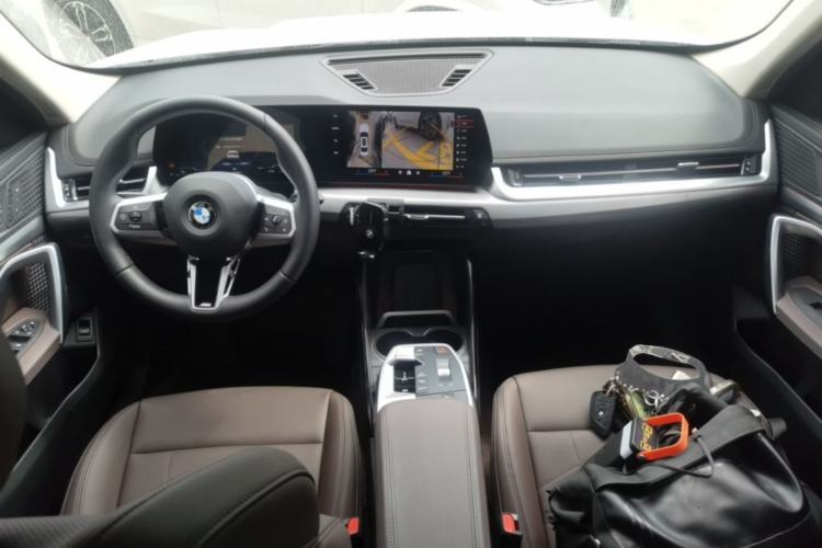 Used BMW X1 2025 Model sDrive25Li M Sport Package Center Console