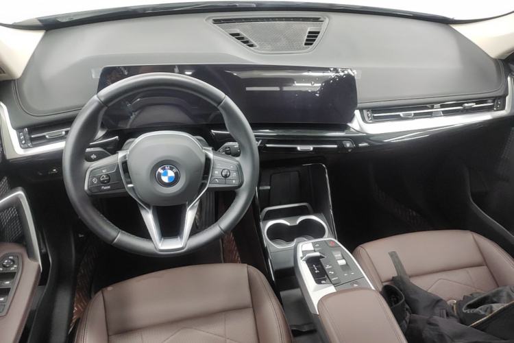 Used BMW X1 2025 Model sDrive25Li X Design Package Center Console