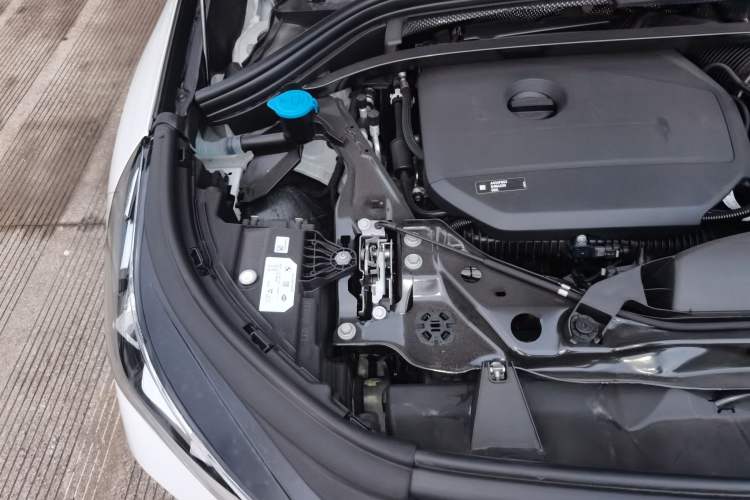Used BMW X1 2025 Model sDrive25Li X Design Package Engine Bay Right