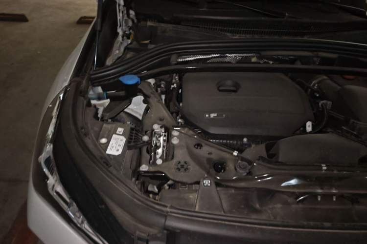 Used BMW X1 2025 Model sDrive25Li M Sport Package Engine Bay Right