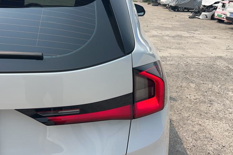 Used BMW X1 2025 Model sDrive25Li X Design Package Exterior 2