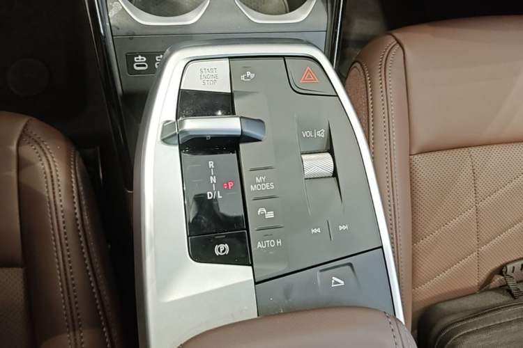 Used BMW X1 2025 Model sDrive25Li X Design Package Gear Lever