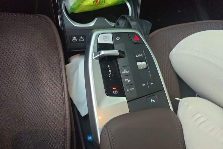Used BMW X1 2025 Model sDrive25Li X Design Package Gear Lever