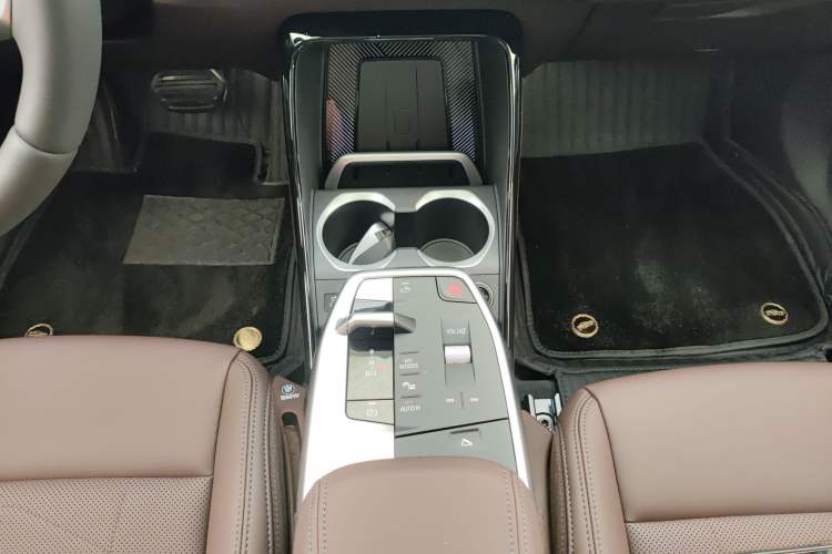 Used BMW X1 2025 Model sDrive25Li M Sport Package Gear Lever