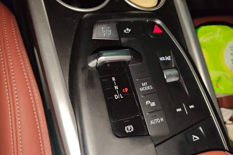 Used BMW X1 2025 Model sDrive25Li X Design Package Gear Lever