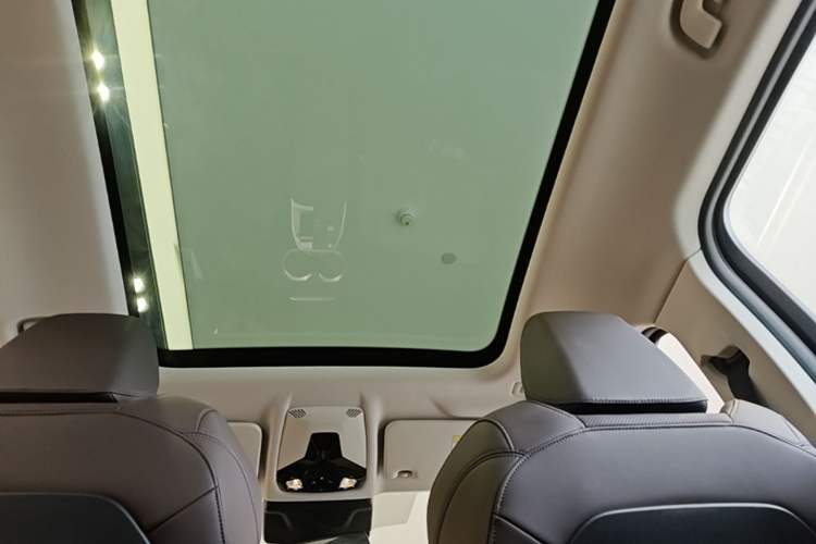 Used BMW X1 2025 Model sDrive25Li X Design Package Headliner