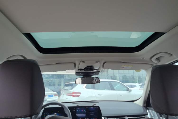 Used BMW X1 2025 Model sDrive25Li X Design Package Headliner