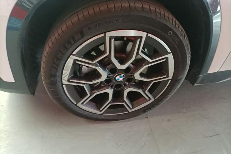 Used BMW X1 2025 Model sDrive25Li X Design Package Left Front Wheel Hub