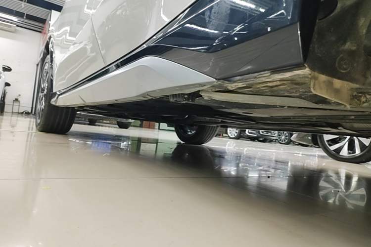 Used BMW X1 2025 Model sDrive25Li X Design Package Left Side Sill