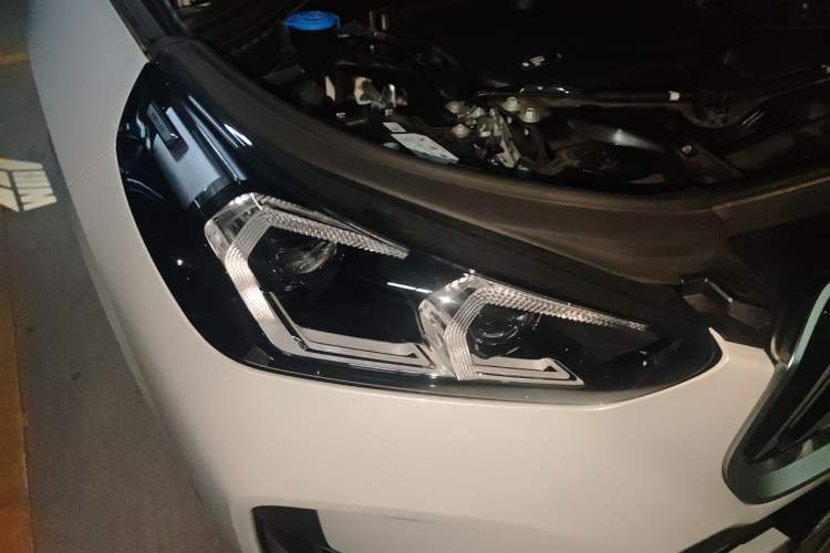 Used BMW X1 2025 Model sDrive25Li M Sport Package Right Front Headlight