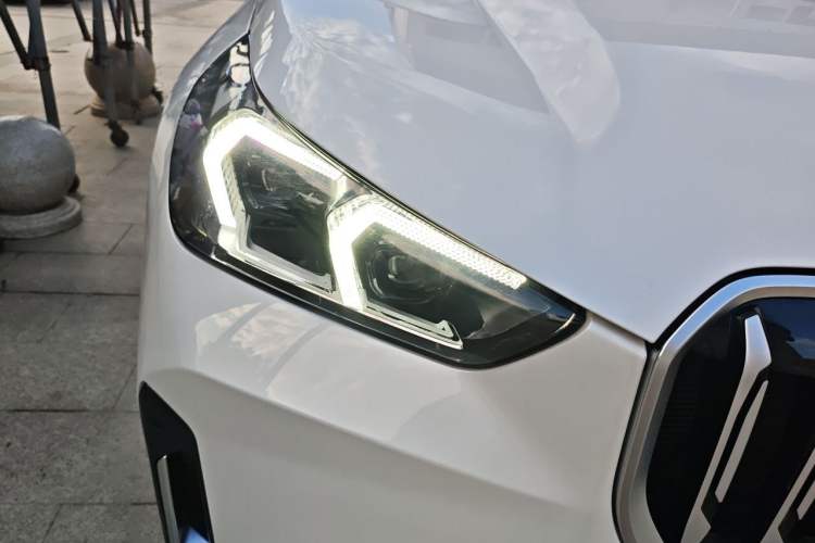 Used BMW X1 2025 Model sDrive25Li X Design Package Right Front Headlight