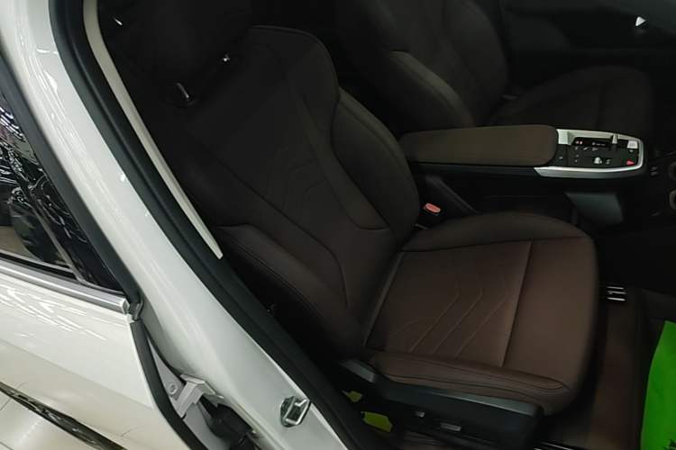 Used BMW X1 2025 Model sDrive25Li X Design Package Right Front Seat