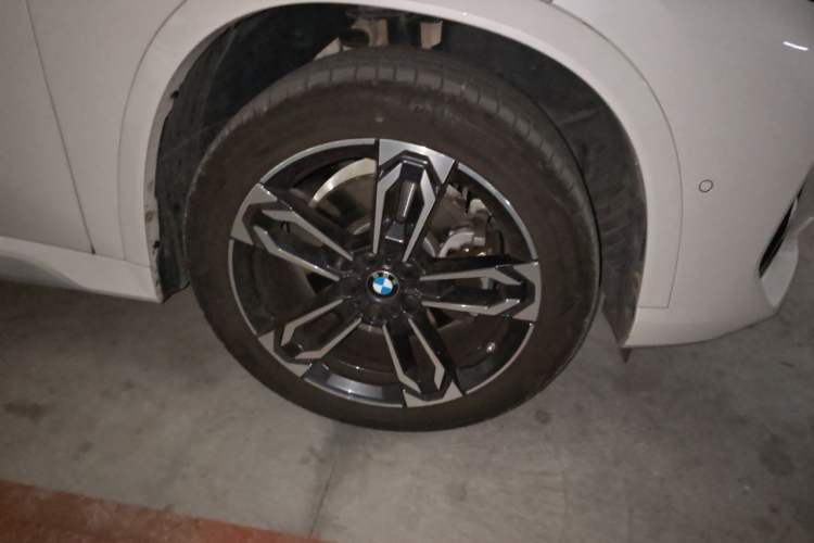 Used BMW X1 2025 Model sDrive25Li M Sport Package Right Front Wheel Hub