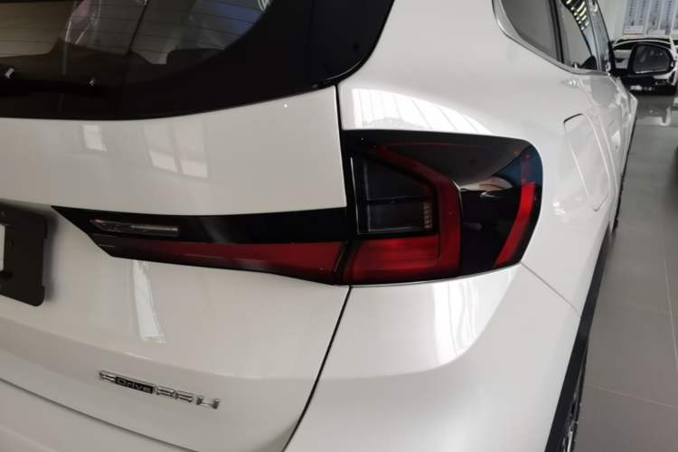 Used BMW X1 2025 Model sDrive25Li X Design Package Right Rear Taillight
