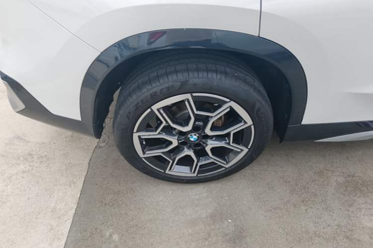 Used BMW X1 2025 Model sDrive25Li X Design Package Right Rear Wheel Hub