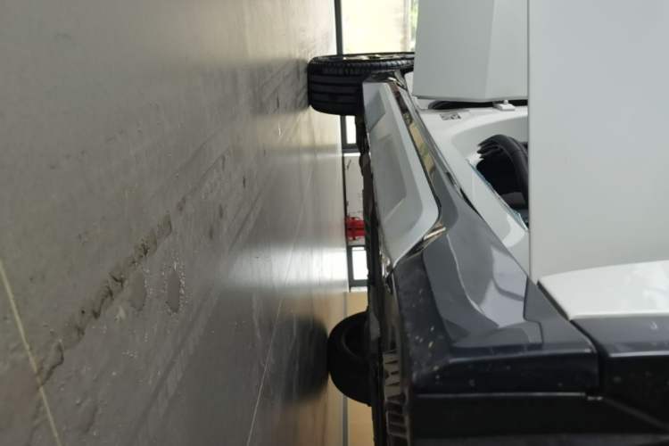 Used BMW X1 2025 Model sDrive25Li X Design Package Right Side Sill