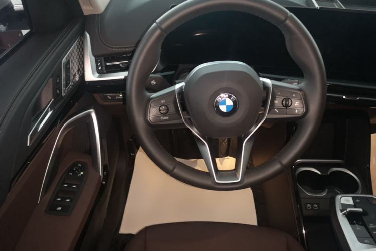 Used BMW X1 2025 Model sDrive25Li X Design Package Steering Wheel