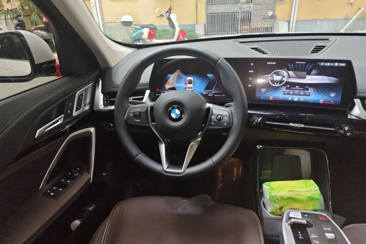 Used BMW X1 2025 Model sDrive25Li X Design Package Steering Wheel