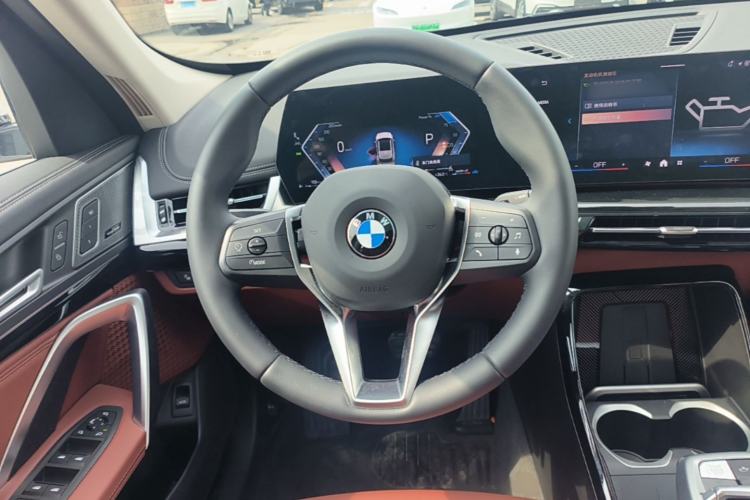 Used BMW X1 2025 Model sDrive25Li X Design Package Steering Wheel