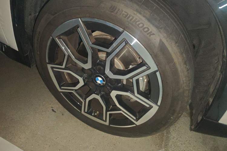 Used BMW X1 2026 Model sDrive25Li X Design Package Right Front Wheel Hub