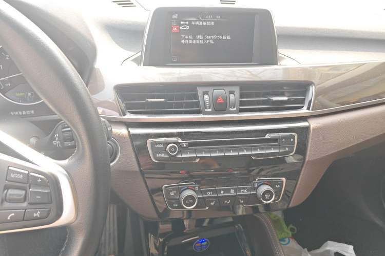 Used BMW X1 New Energy 2017 xDrive25Le Audio And AC Panel