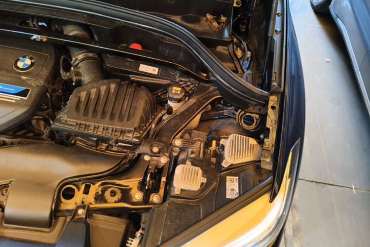 Used BMW X1 New Energy 2017 xDrive25Le Engine Bay Left