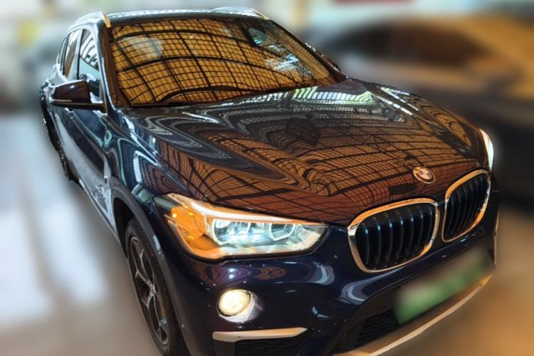 Used BMW X1 New Energy 2017 xDrive25Le Front Right 45 Deg