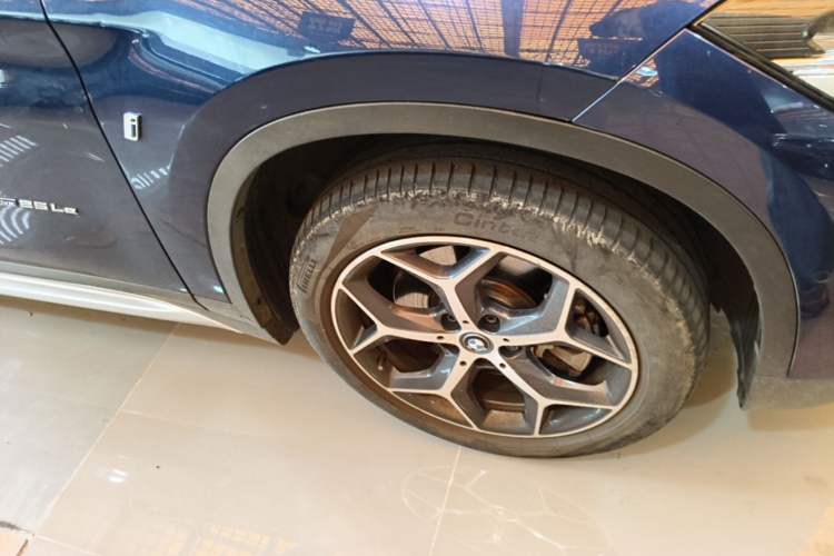 Used BMW X1 New Energy 2017 xDrive25Le Right Front Wheel Hub