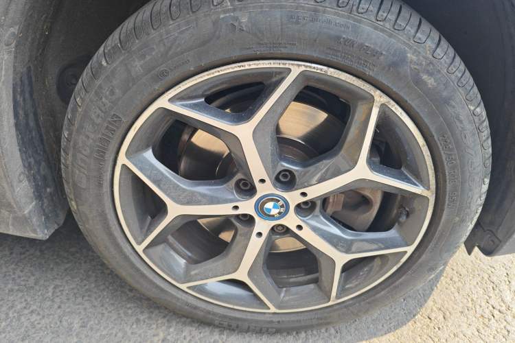 Used BMW X1 New Energy 2017 xDrive25Le Right Front Wheel Hub