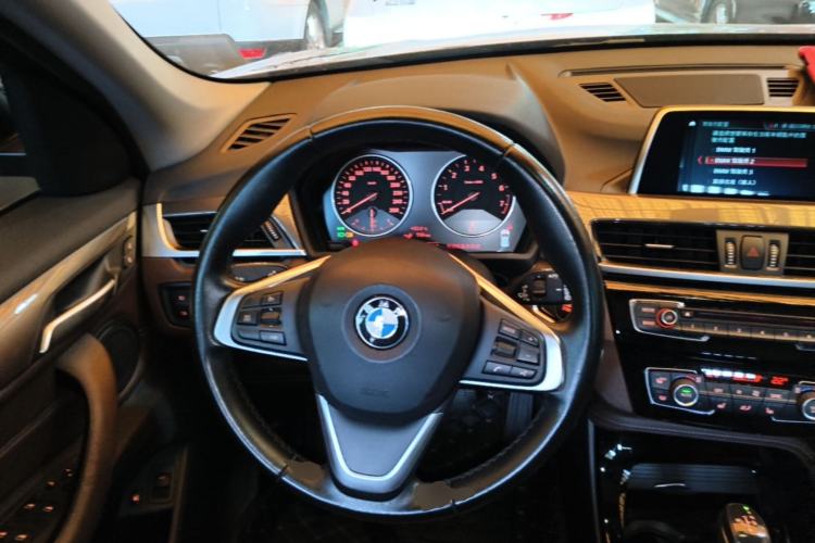 Used BMW X1 New Energy 2017 xDrive25Le Steering Wheel