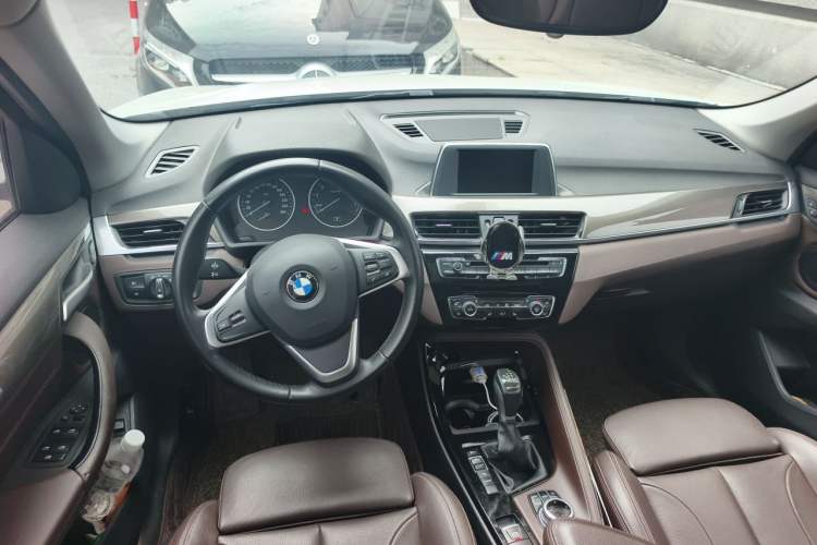 Used BMW X1 New Energy 2017 xDrive25Le Center Console