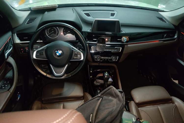 Used BMW X1 New Energy 2017 xDrive25Le Center Console